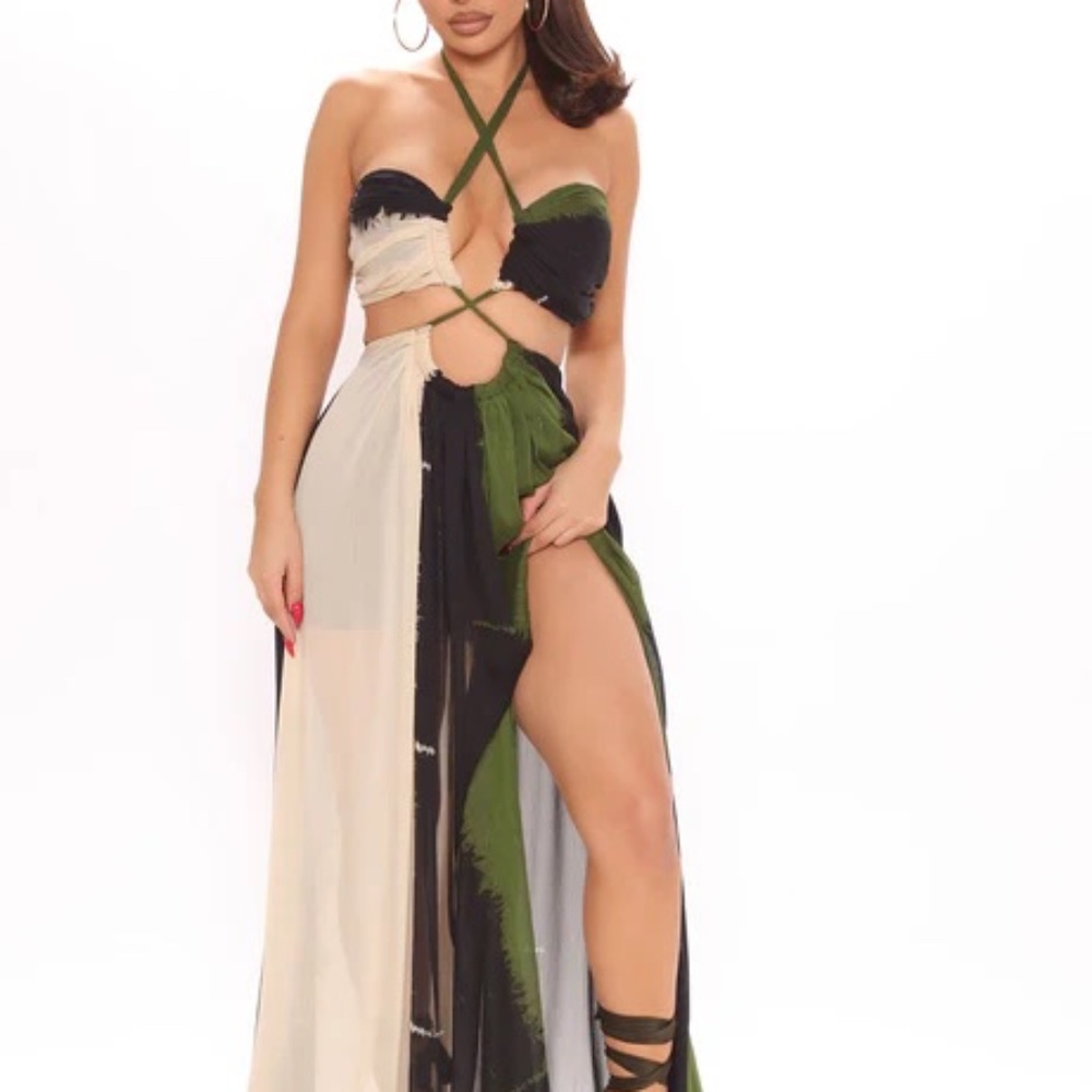 fashion nova gypsy love green and black halter maxi two piece dress size small